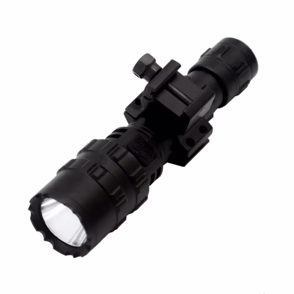 Lampe-torche-tactique-rechargeable-Scorpion Lampe torche tactique rechargeable Scorpion