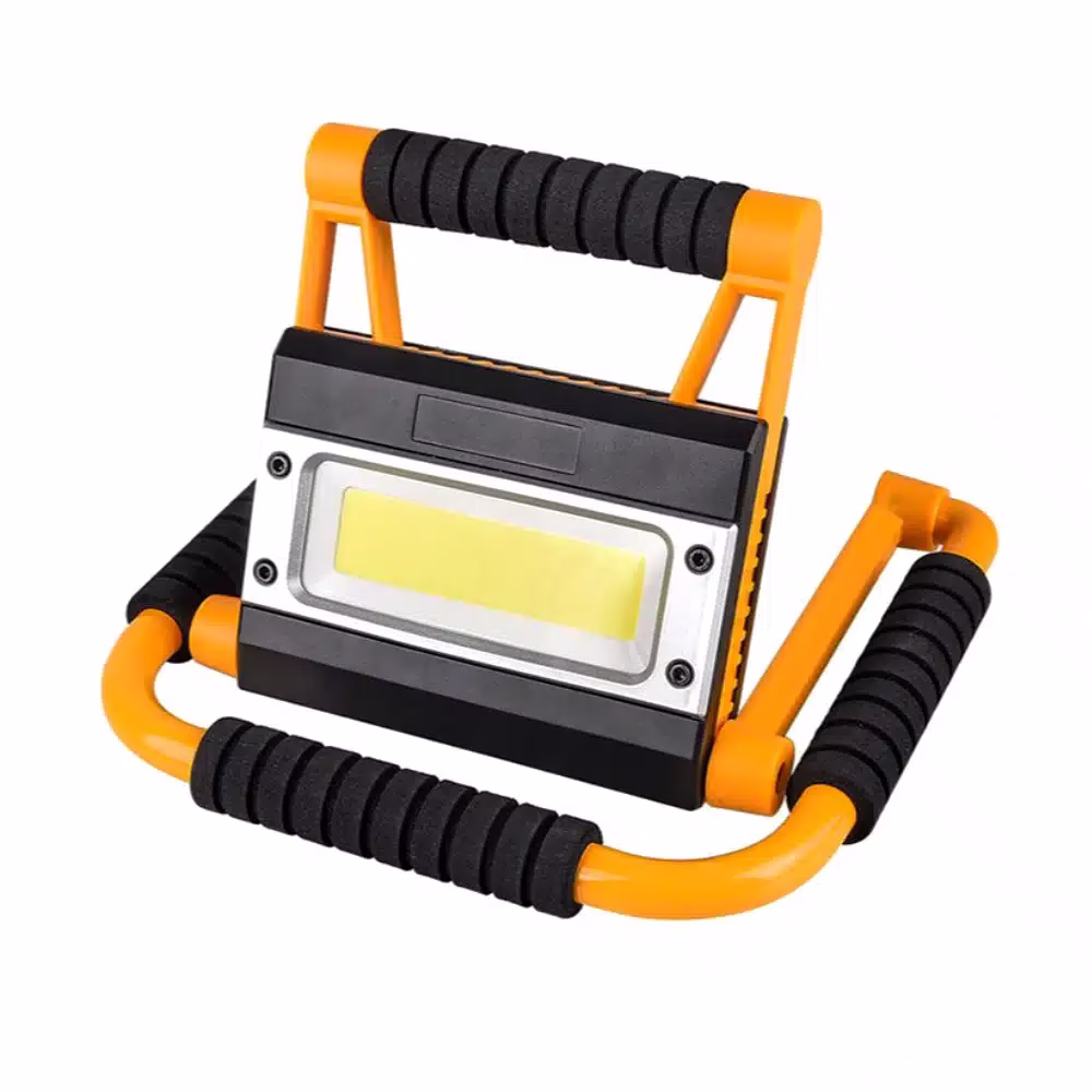 Projecteur-led-rechargeable-pliable-Striker Projecteur led rechargeable pliable Striker