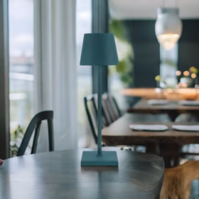 Lampe à poser rechargeable bleue Elegance