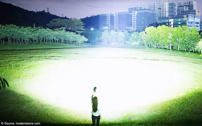 lampe rechargeable puissante lampe torche