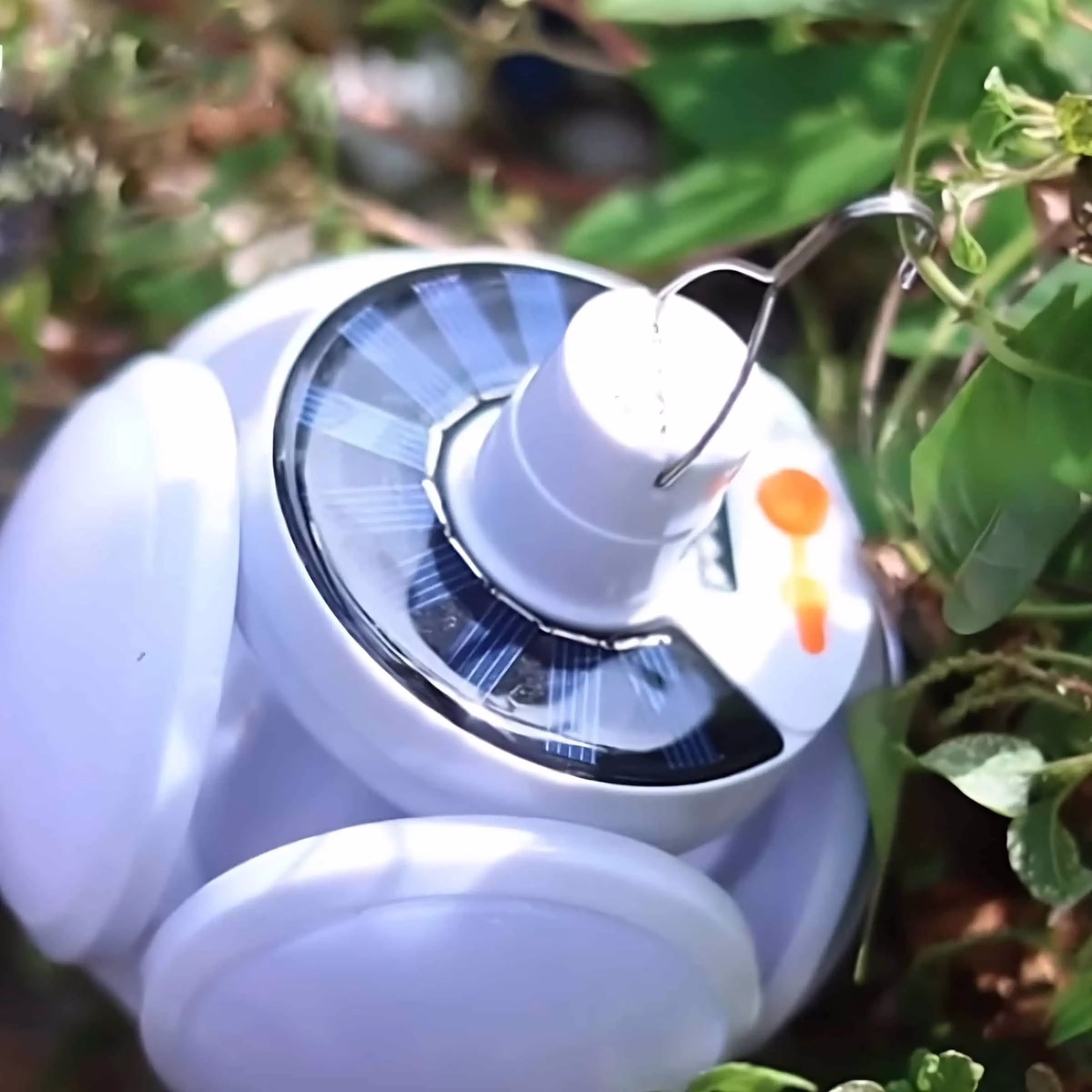 Plafonnier rechargeable solaire suspension Quebra-7 Plafonnier rechargeable solaire suspension Quebra-7