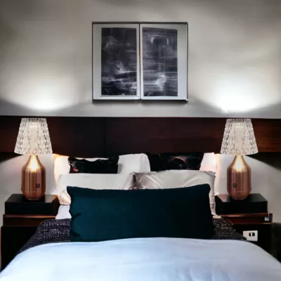 Lampe de table sans fil rechargeable USB bronze Livia-5