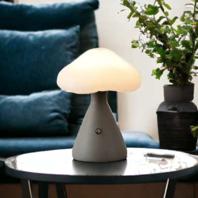 Lampe à poser Champi-cloud sur table basse