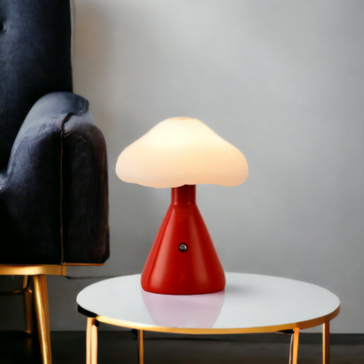 Lampe à poser Champi-cloud sur une table basse