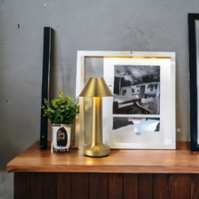 Lampe de table sans fil rechargeable Rona-PhotoRoom