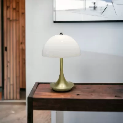 Lampe de table sans fil LED dorée Lina-1_1