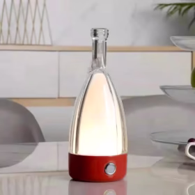 Lampe de table transparente rouge Bottle