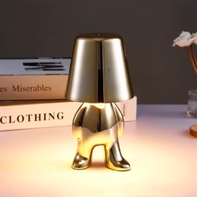 Lampe sans fil rechargeable statue GoldenBoy