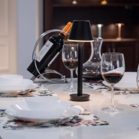 Lampe de table sans fil fonctionnelle MP-18B1