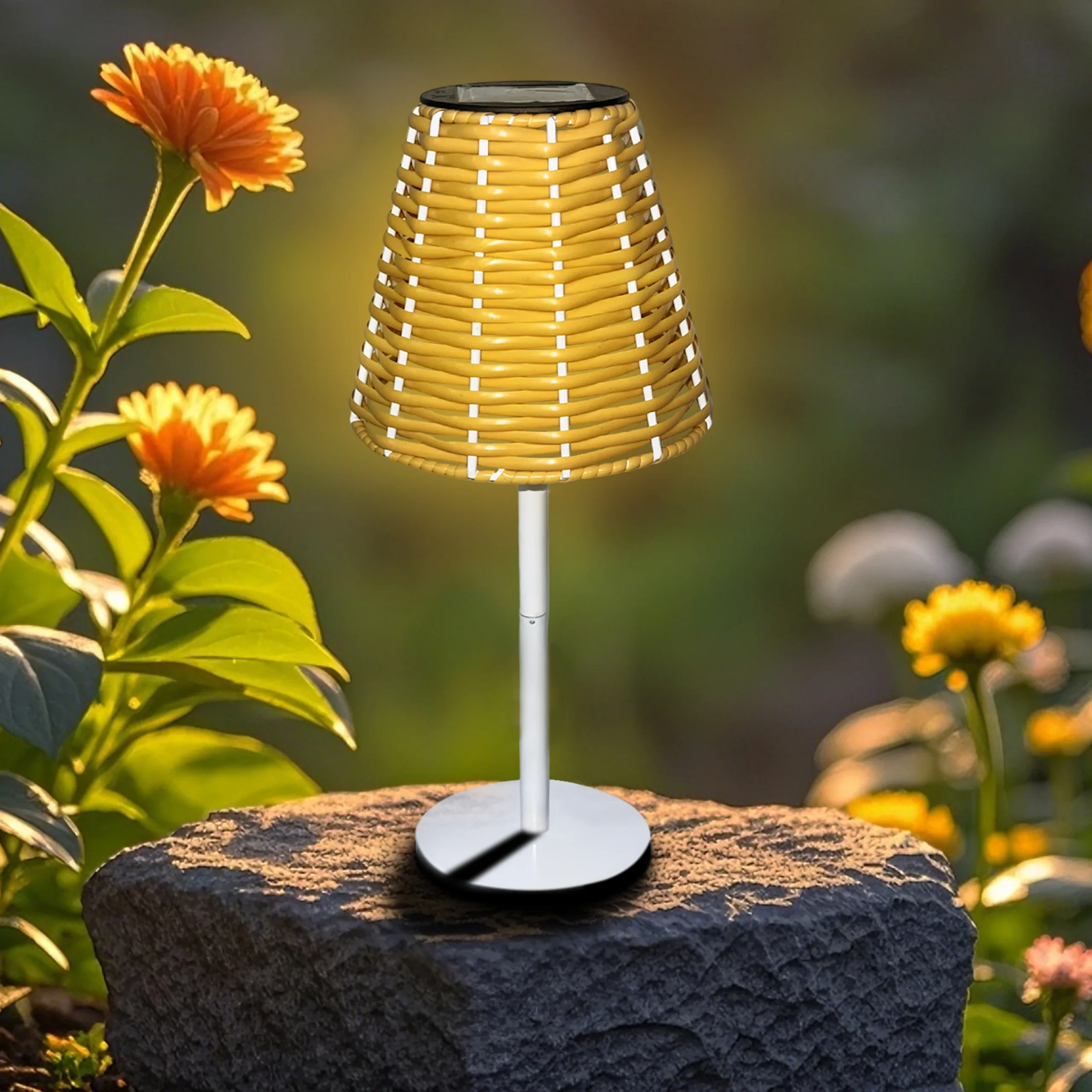 Lampe Solaire Table Rotin Tressé-1 Lampe Solaire Table Rotin Tressé-1